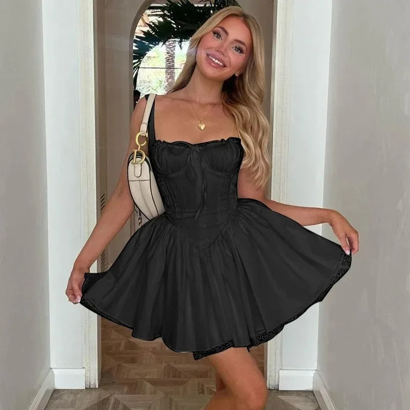 Adriana | Vestido Mini Bustier con Escote Corazón y Falda Evasé