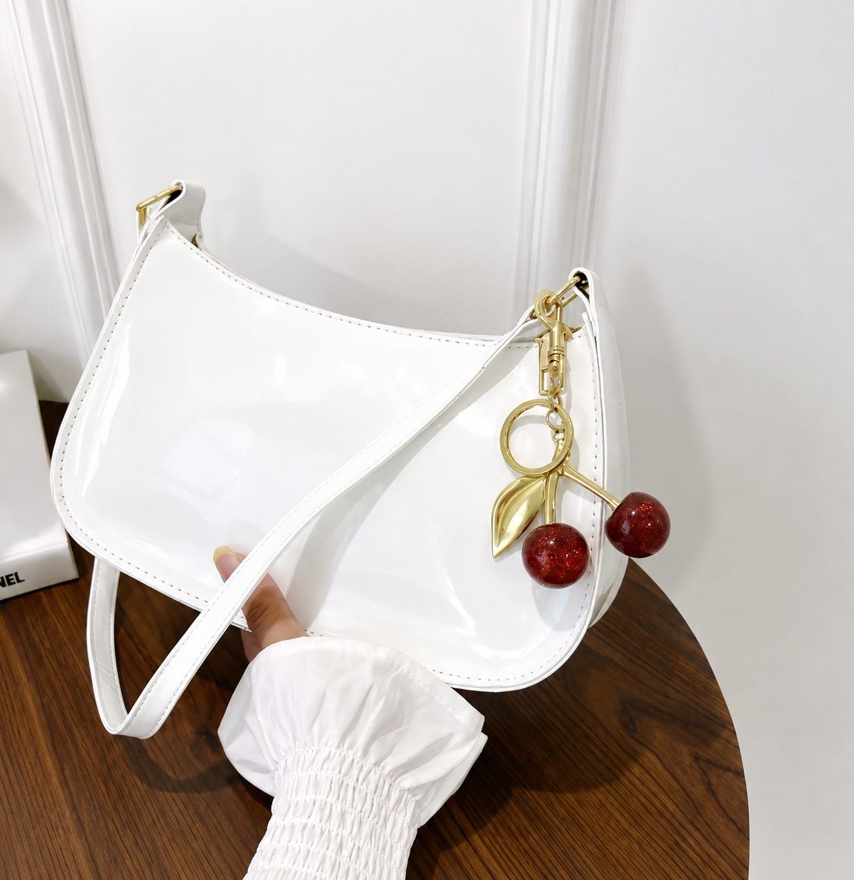 Alina Elegante Bolso con Aura